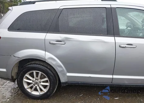 2018 Dodge Journey Sxt z USA, uszkodzony, nr VIN 3C4PDCBB5JT359335